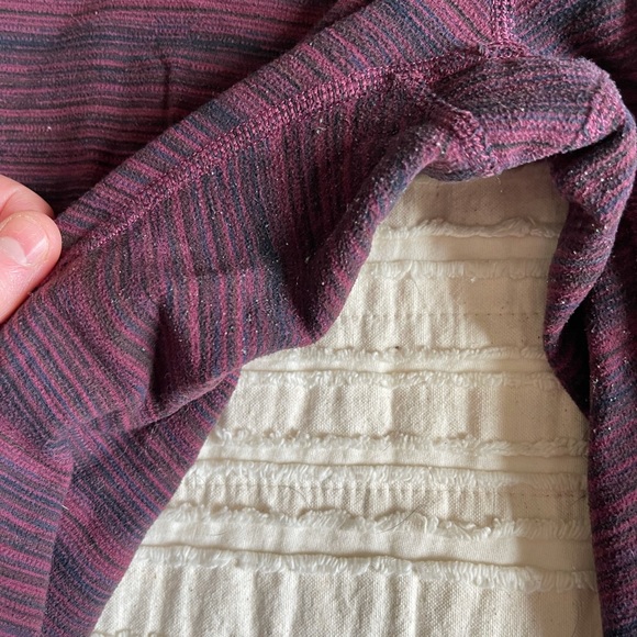 Lululemon leggings- CYBER RED GRAPE BORDEAUX DRAMA - Picture 3 of 3